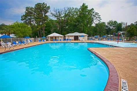 Holiday Inn Club Vacations Villages Resort at Lake Palestine.